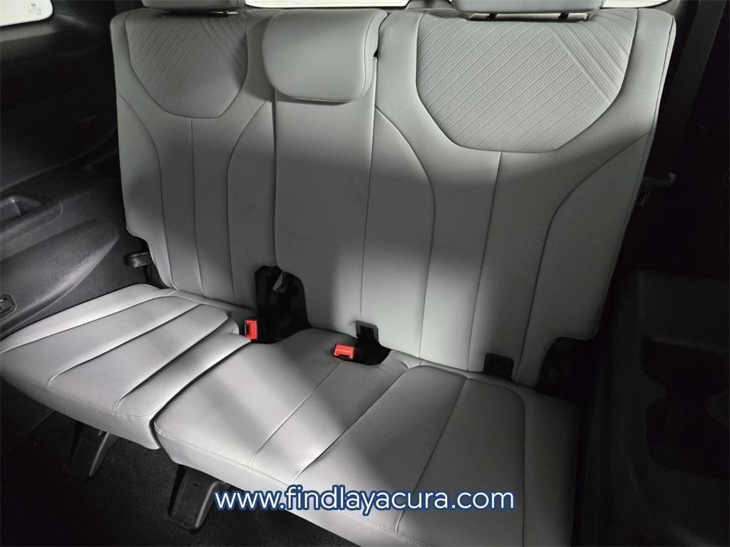 used 2024 Hyundai Palisade car, priced at $32,177