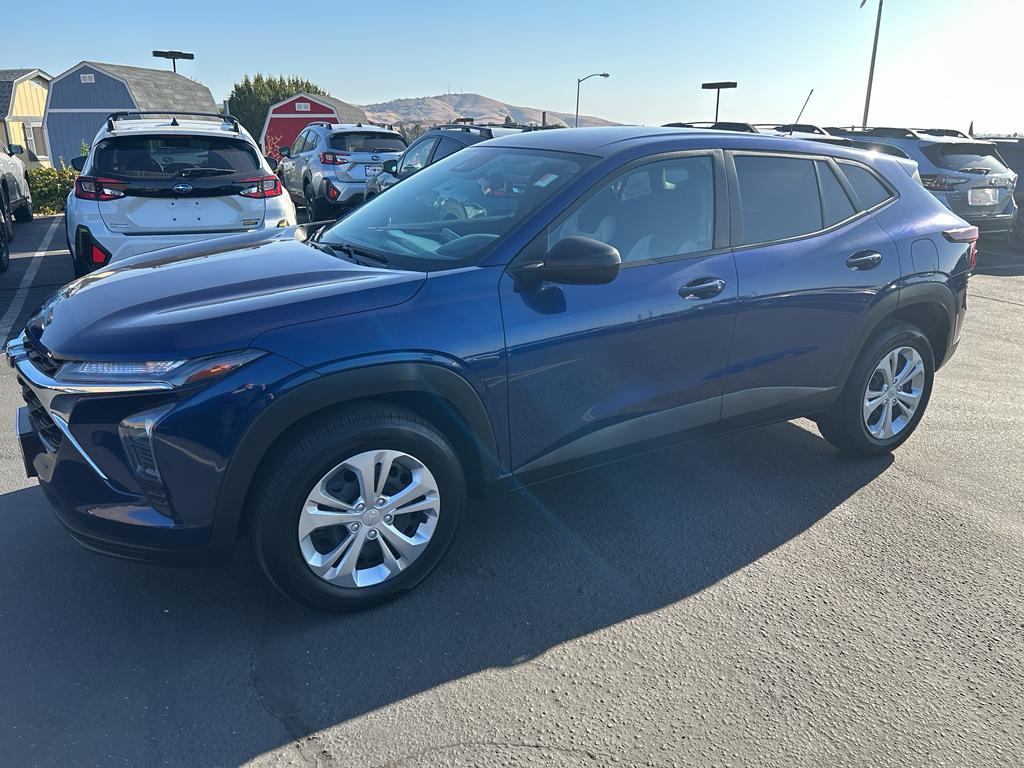 used 2024 Chevrolet Trax car, priced at $21,903