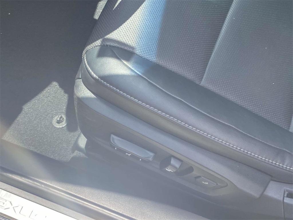 used 2018 Lexus ES 350 car, priced at $22,775