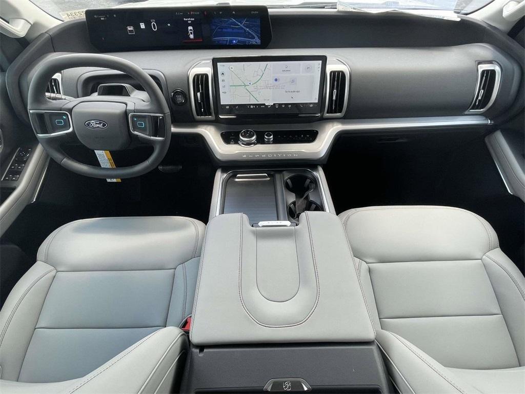 new 2025 Ford Expedition Max car, priced at $70,705