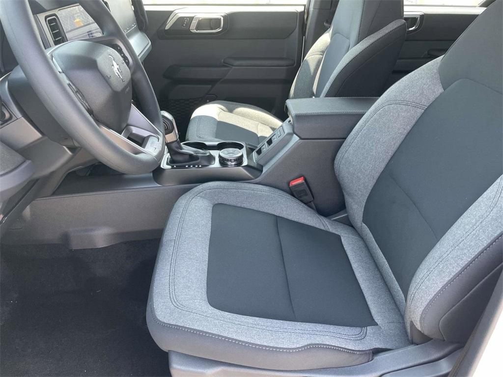 new 2025 Ford Bronco car, priced at $38,001