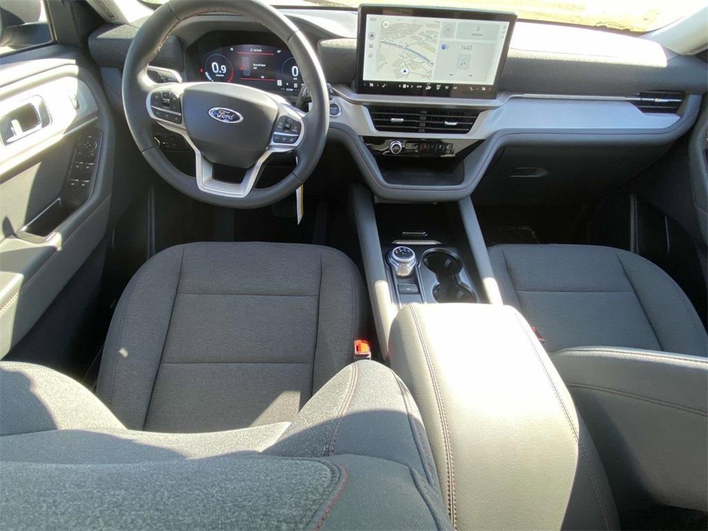 new 2025 Ford Explorer car, priced at $35,990