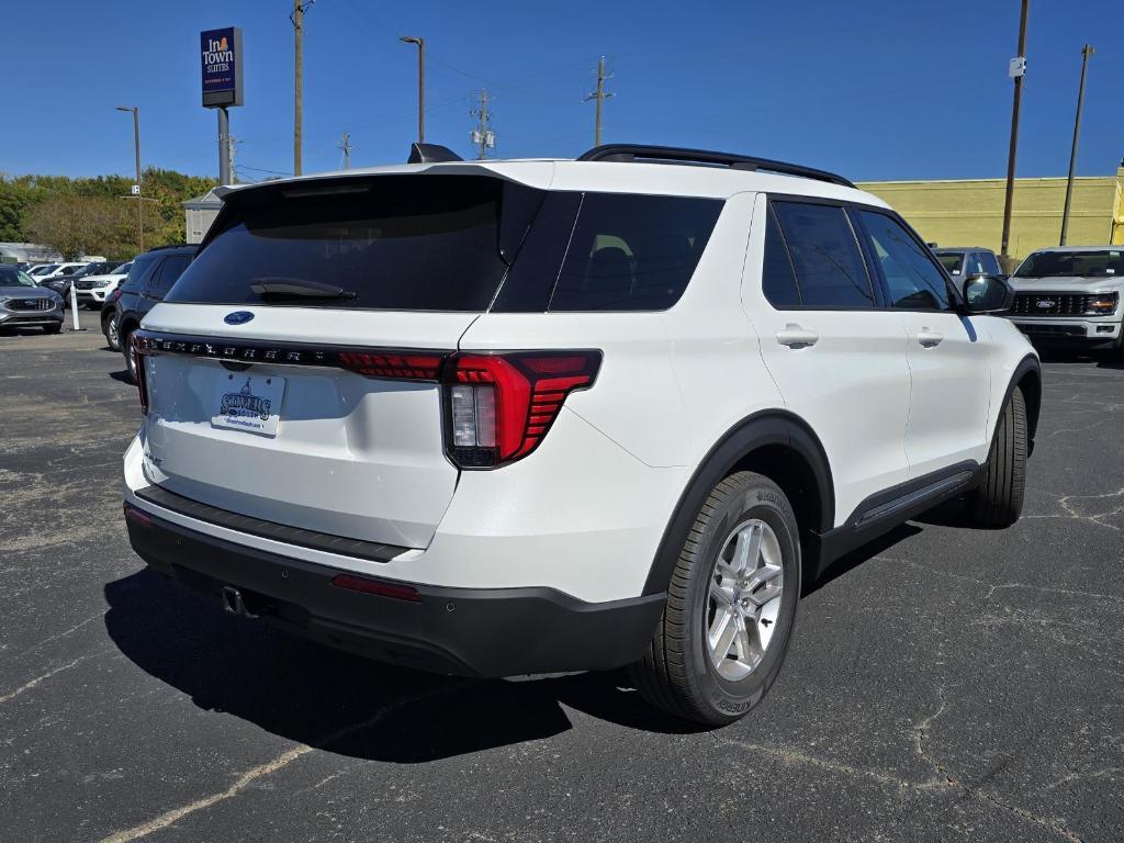new 2025 Ford Explorer car, priced at $35,990