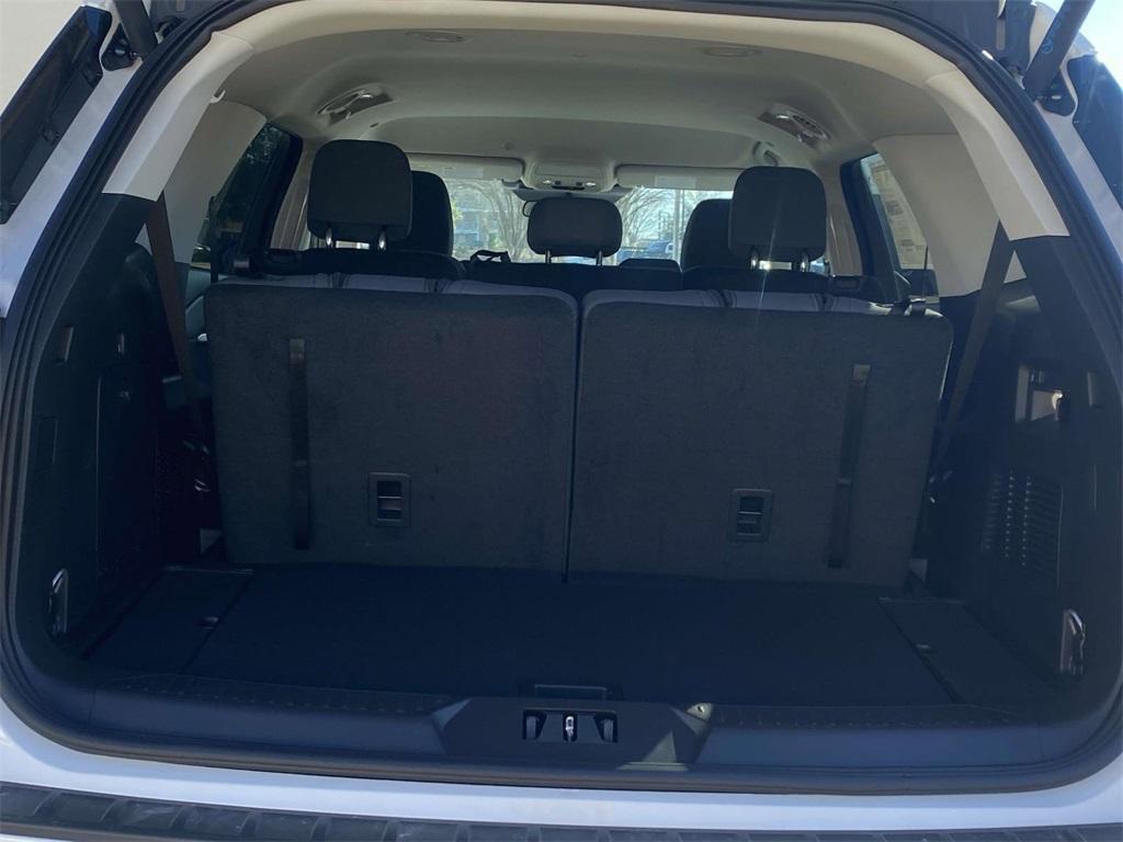 new 2025 Ford Explorer car, priced at $35,990
