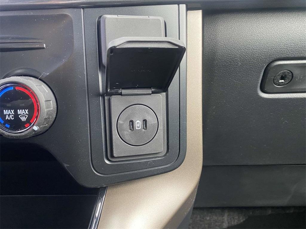 new 2025 Ford F-150 car, priced at $48,995