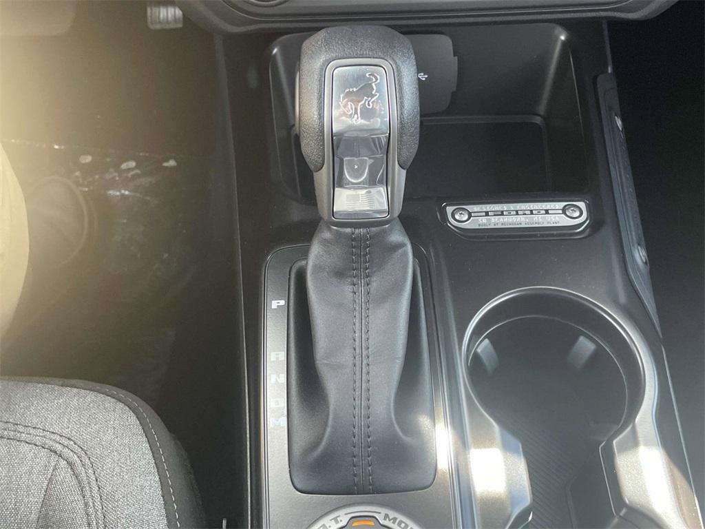 new 2025 Ford Bronco car, priced at $37,192