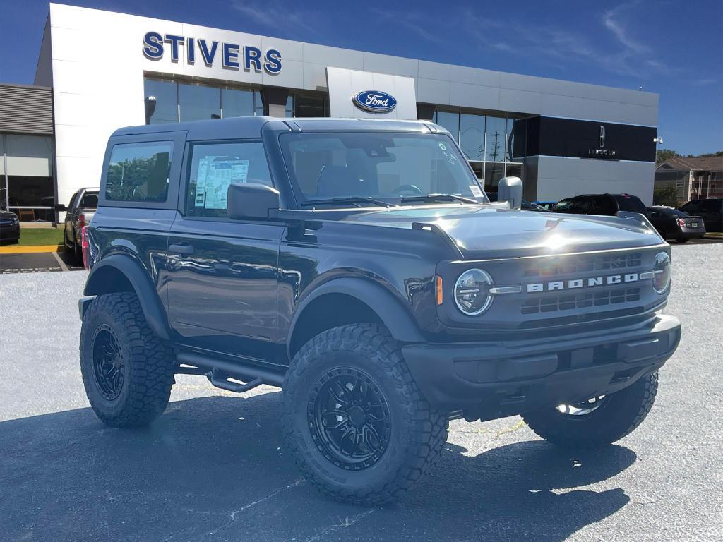 new 2025 Ford Bronco car, priced at $43,995
