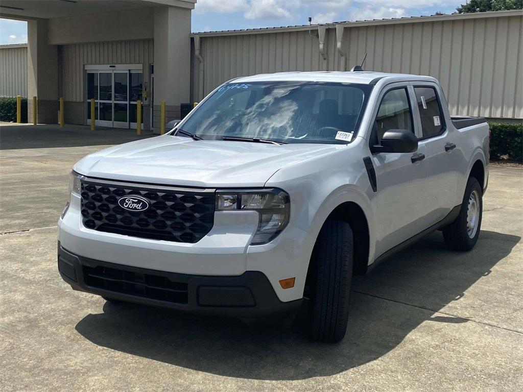 new 2025 Ford Maverick car, priced at $28,835