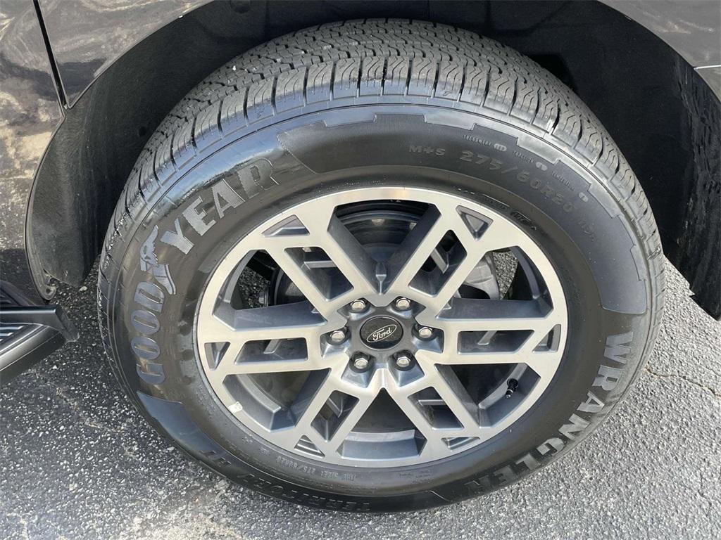 new 2025 Ford Expedition Max car, priced at $66,952