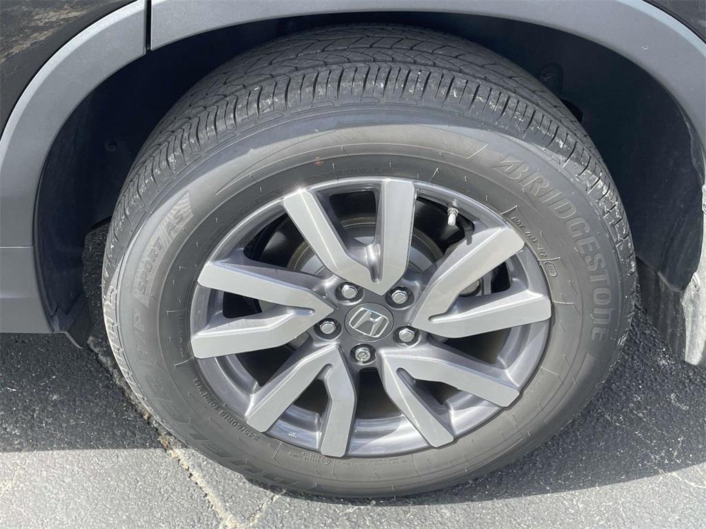 used 2022 Honda Pilot car, priced at $33,495