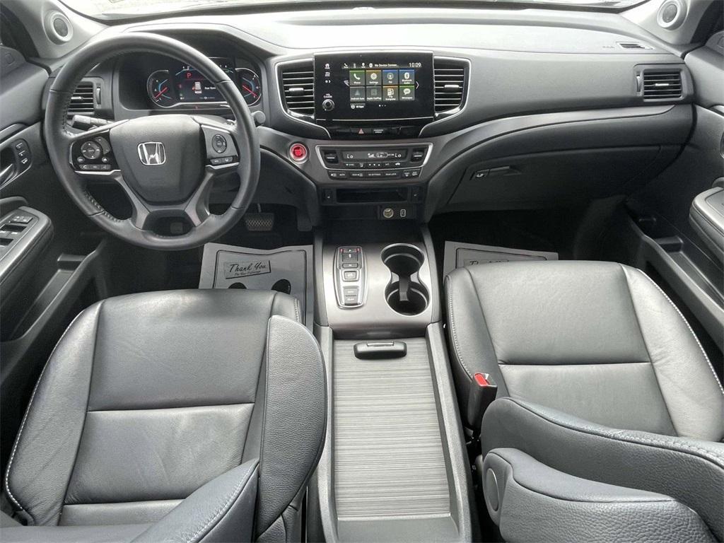 used 2022 Honda Pilot car, priced at $33,495