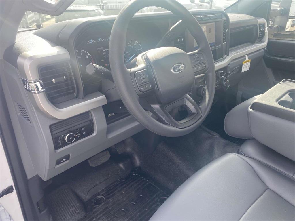 new 2024 Ford F-250 car, priced at $54,880