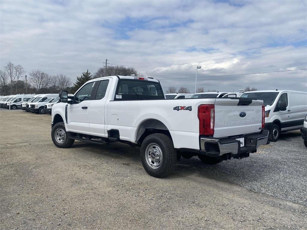 new 2024 Ford F-250 car, priced at $43,495
