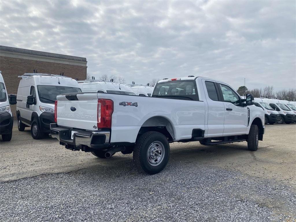 new 2024 Ford F-250 car, priced at $43,495