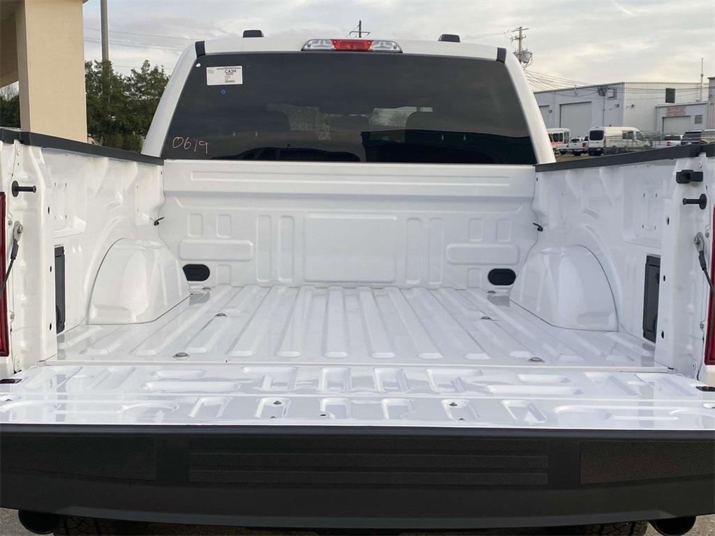 new 2025 Ford F-150 car, priced at $43,614