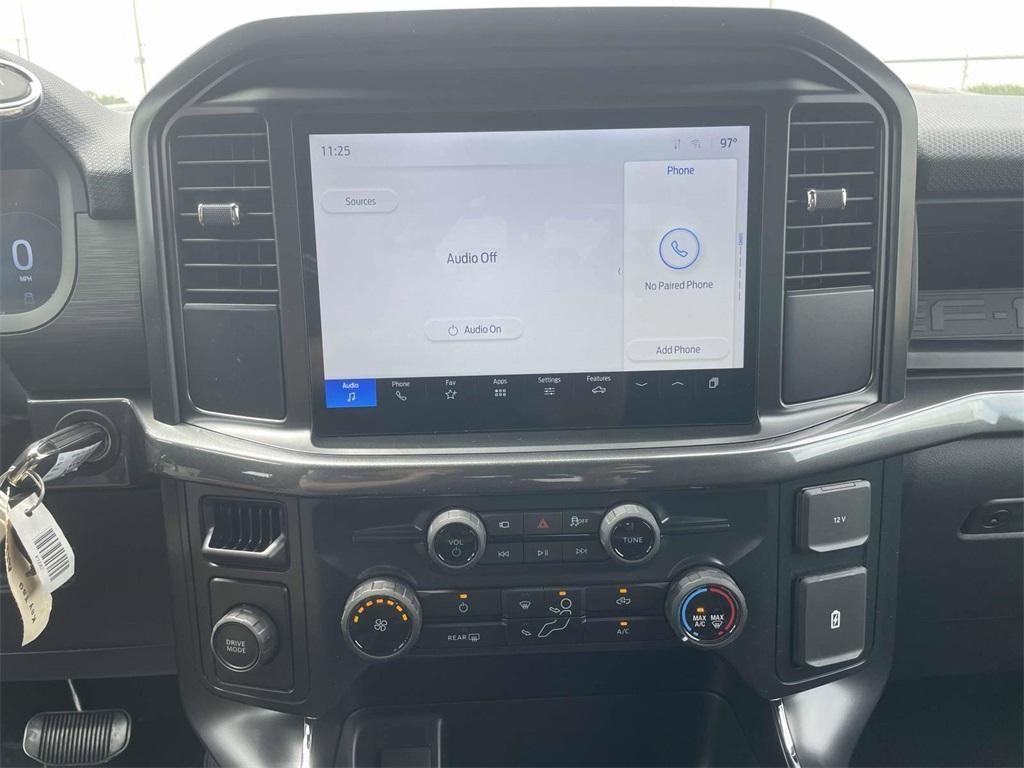 new 2025 Ford F-150 car, priced at $39,685