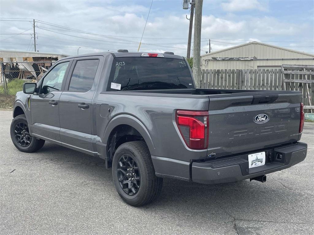 new 2025 Ford F-150 car, priced at $39,685