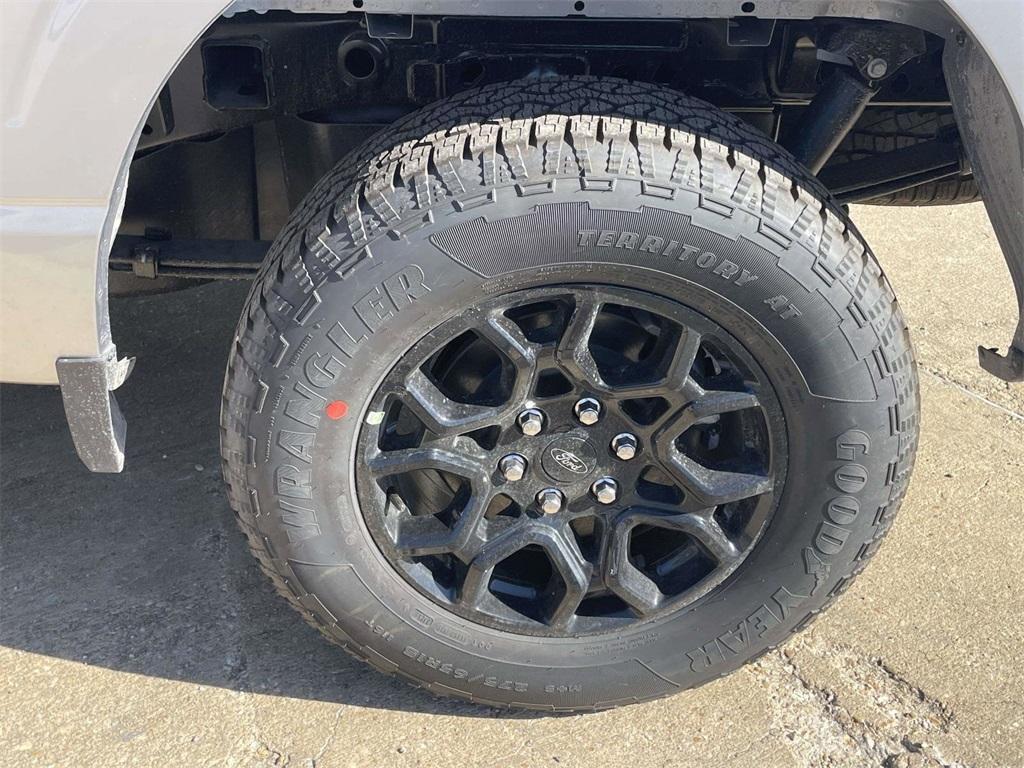 new 2025 Ford F-150 car, priced at $59,180