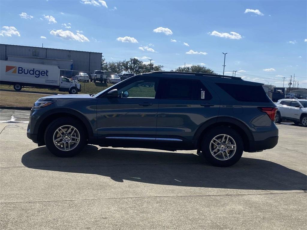 new 2025 Ford Explorer car, priced at $33,995