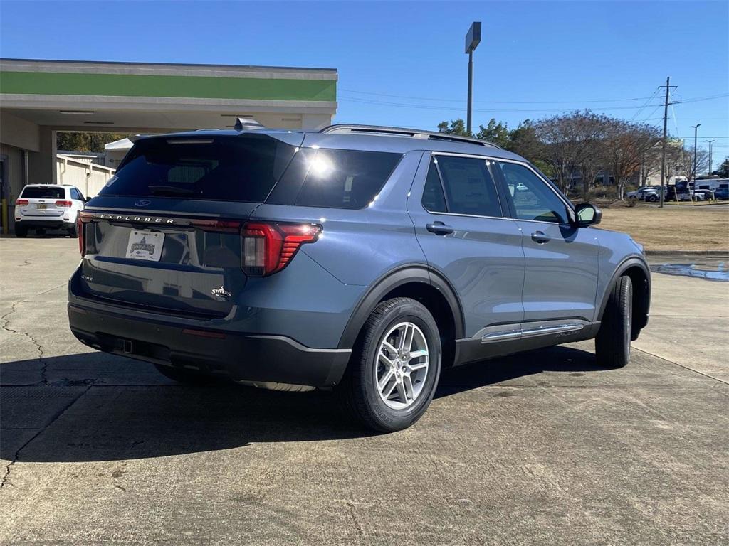 new 2025 Ford Explorer car, priced at $33,995