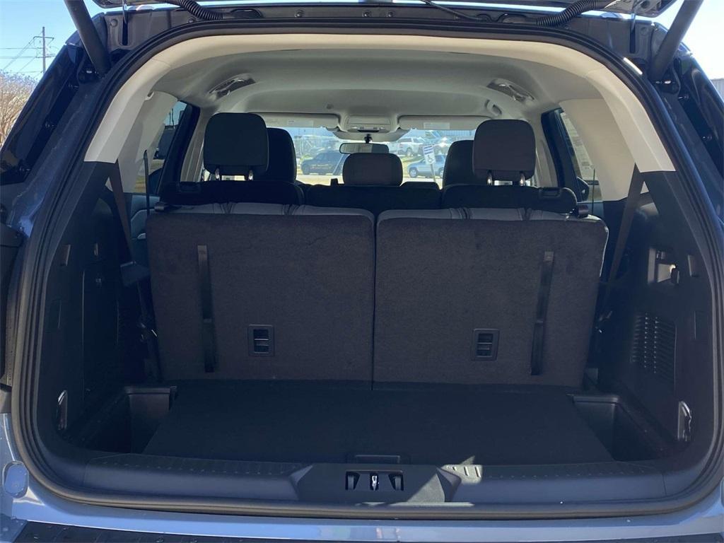 new 2025 Ford Explorer car, priced at $33,995