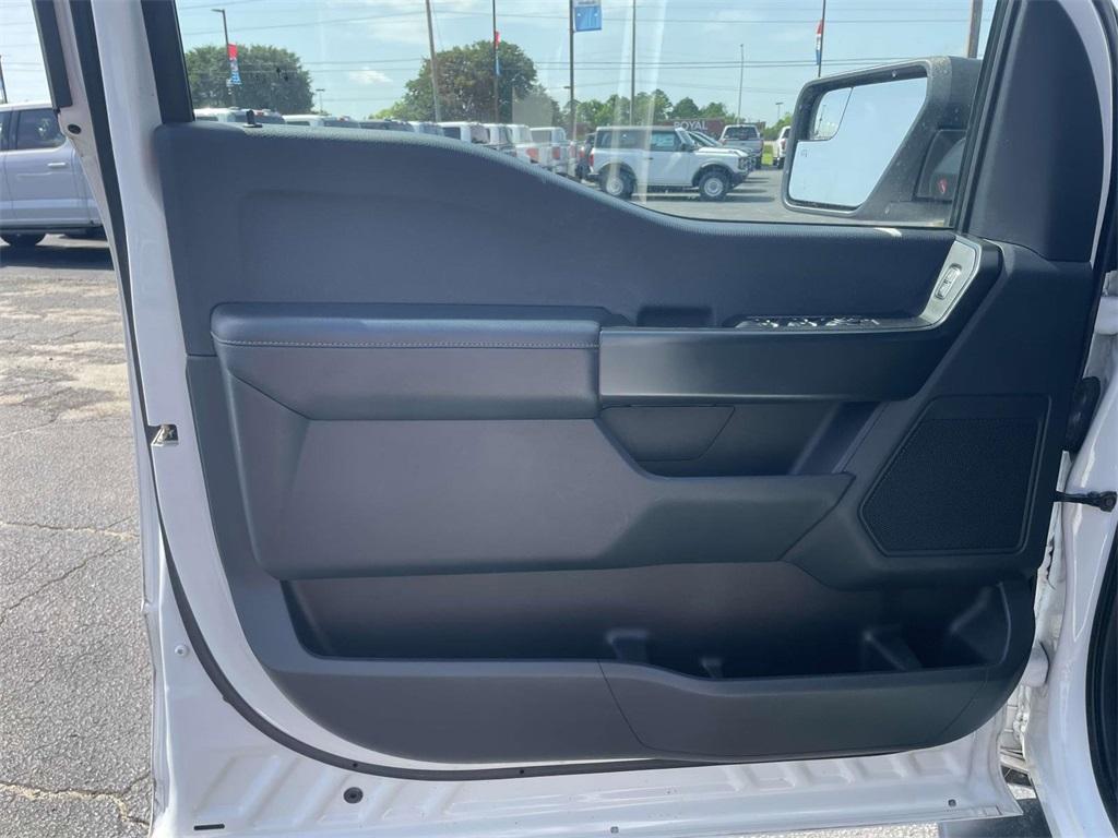 used 2022 Ford F-150 car, priced at $32,400