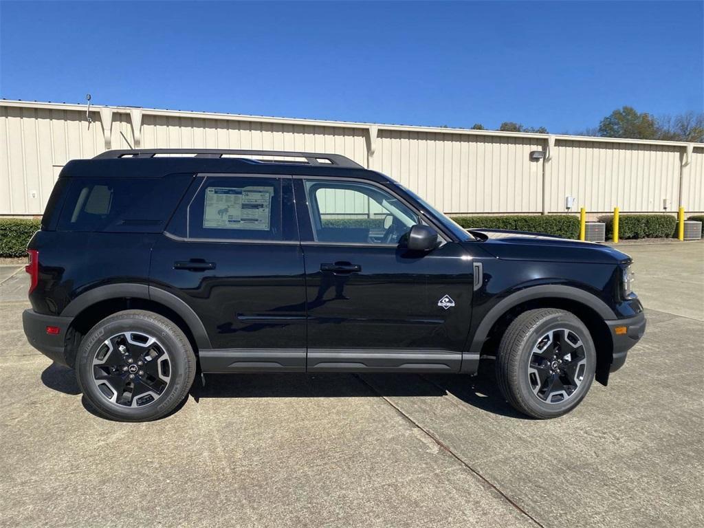 new 2024 Ford Bronco Sport car, priced at $27,995
