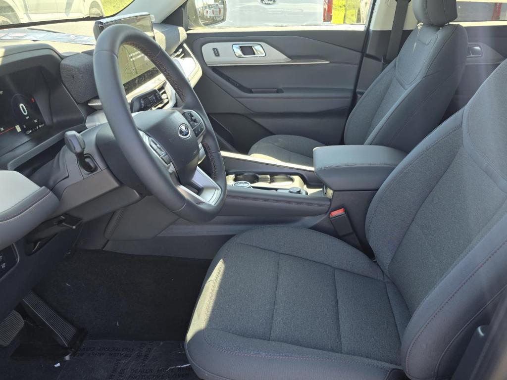 new 2025 Ford Explorer car, priced at $34,244