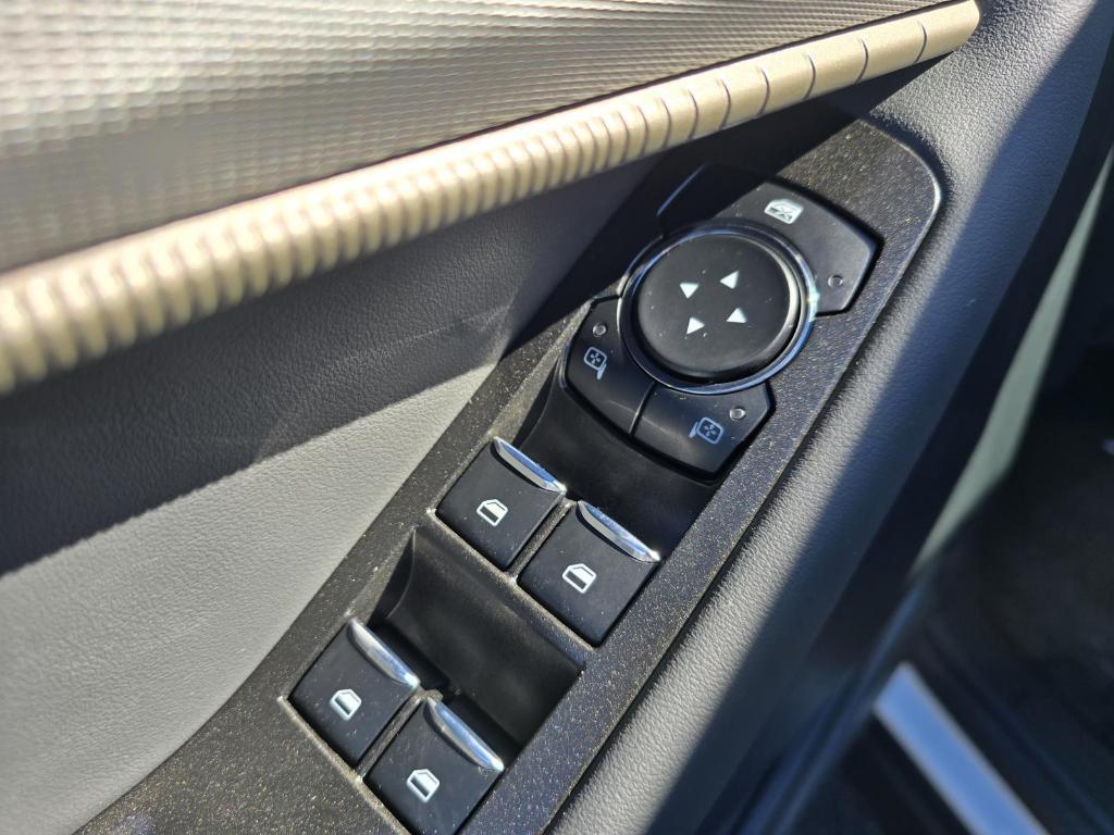 new 2025 Ford Explorer car, priced at $34,244