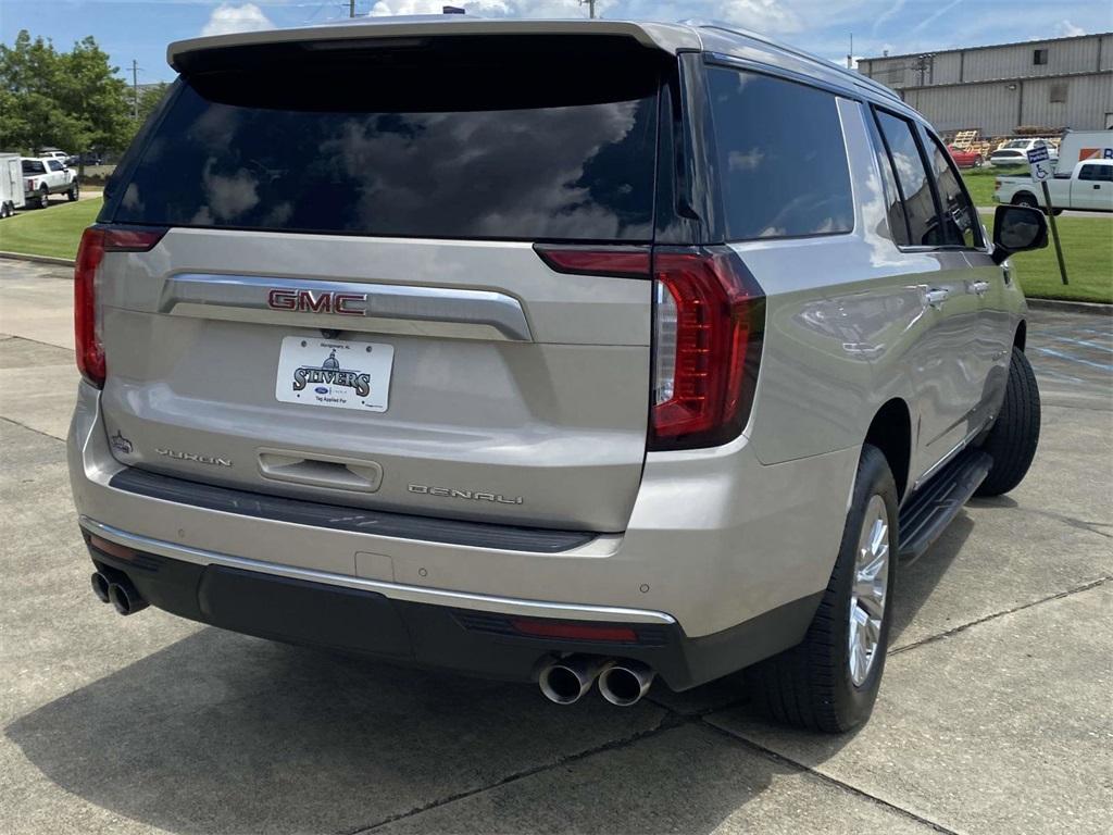 used 2022 GMC Yukon XL car, priced at $45,995