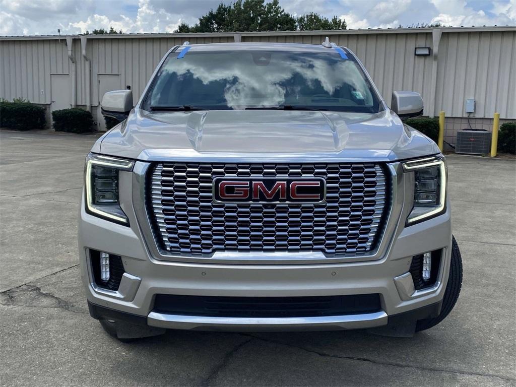 used 2022 GMC Yukon XL car, priced at $45,995