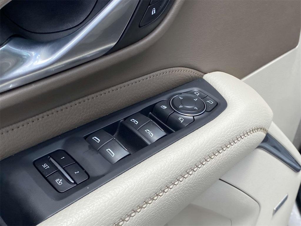 used 2022 GMC Yukon XL car, priced at $45,995