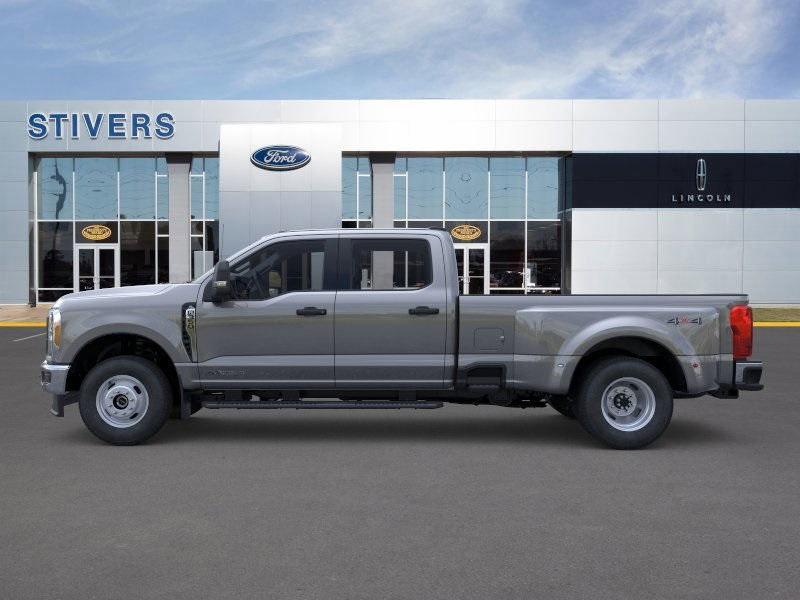new 2025 Ford F-350 car, priced at $68,375