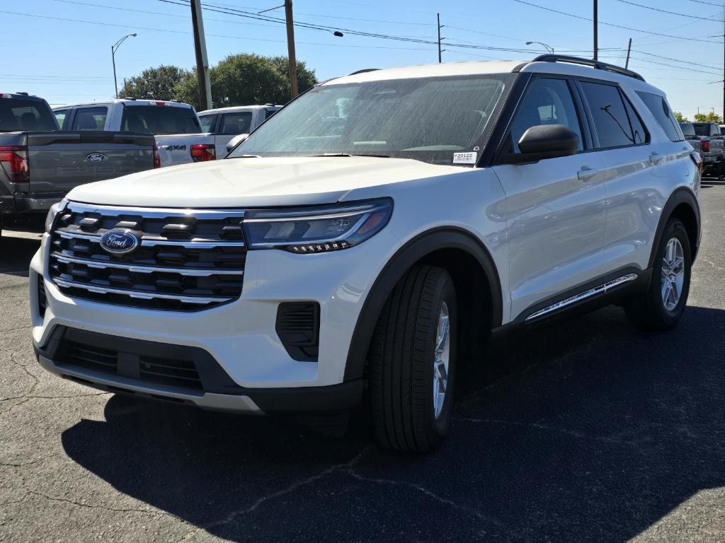 new 2025 Ford Explorer car, priced at $34,885
