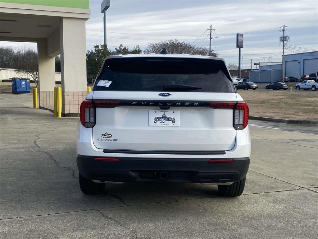 new 2025 Ford Explorer car, priced at $35,672