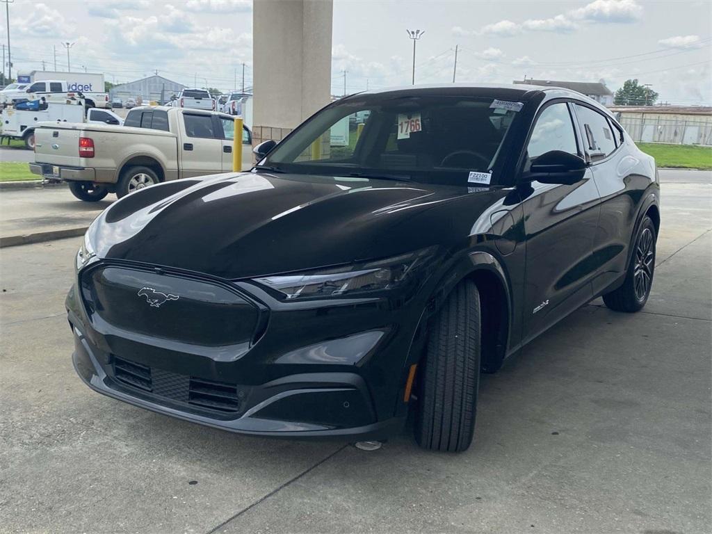 new 2025 Ford Mustang Mach-E car, priced at $40,979
