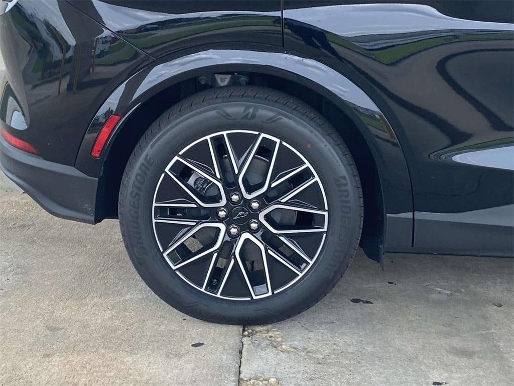 new 2025 Ford Mustang Mach-E car, priced at $40,979