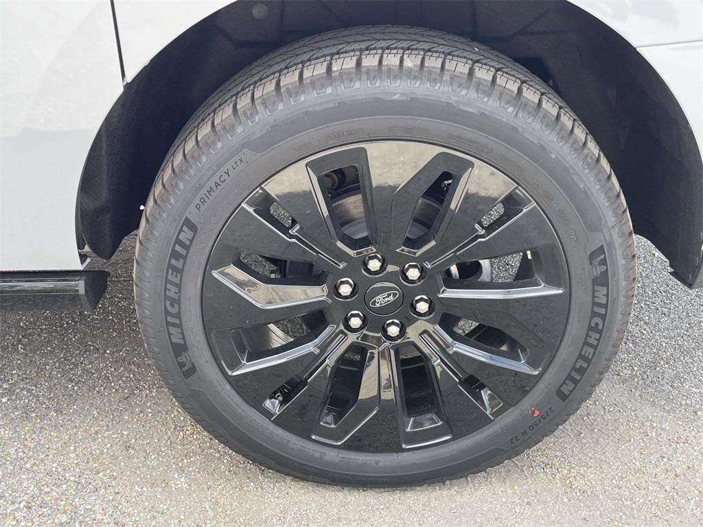 new 2025 Ford Expedition Max car, priced at $80,255