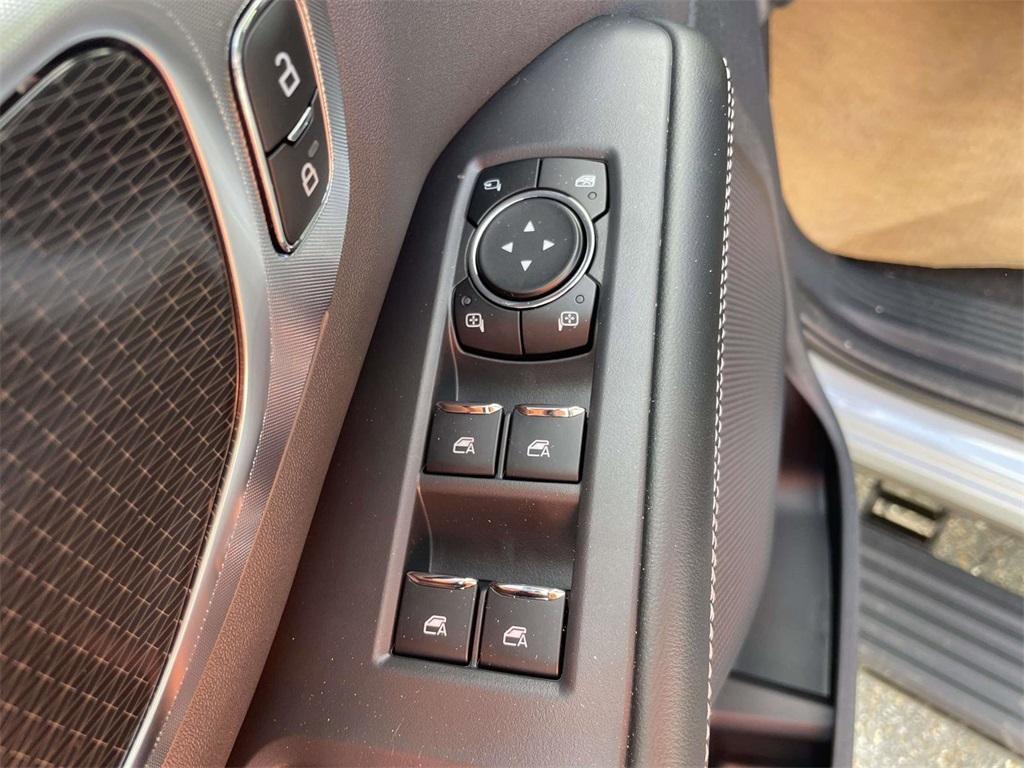 new 2025 Ford Expedition Max car, priced at $79,755