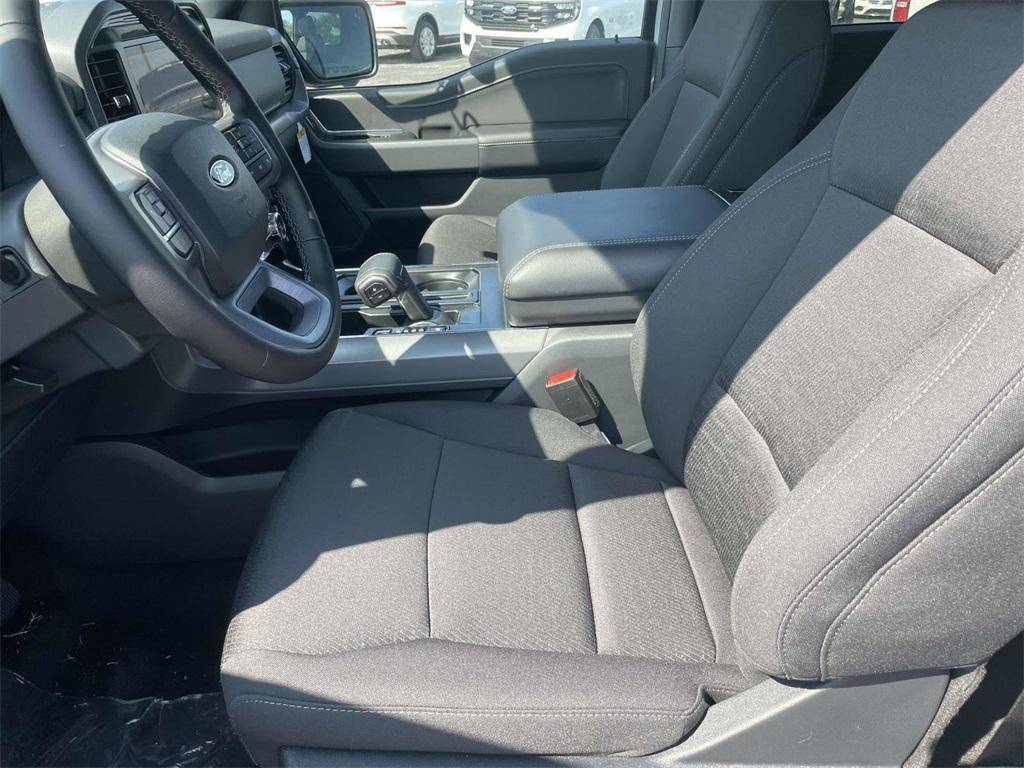 new 2025 Ford F-150 car, priced at $53,995