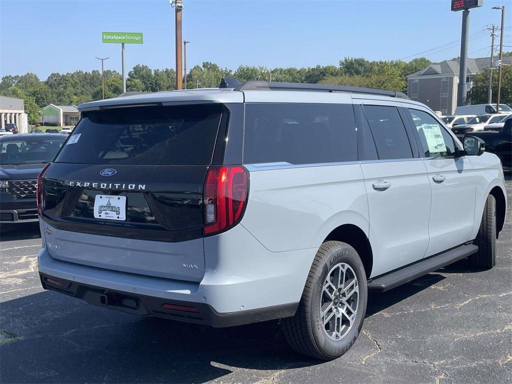 new 2025 Ford Expedition Max car, priced at $69,406