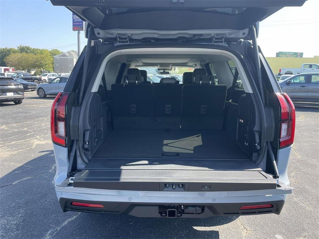 new 2025 Ford Expedition Max car, priced at $69,406