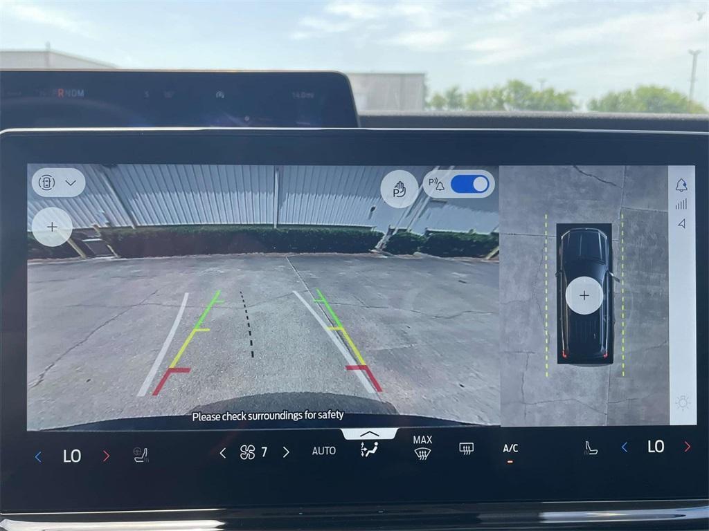 new 2025 Ford Expedition Max car, priced at $72,710