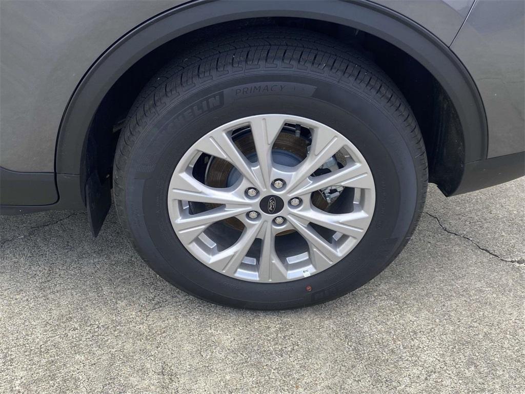 new 2024 Ford Escape car, priced at $25,495