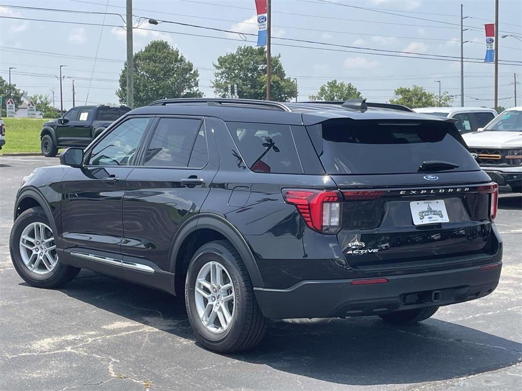 new 2025 Ford Explorer car, priced at $36,174
