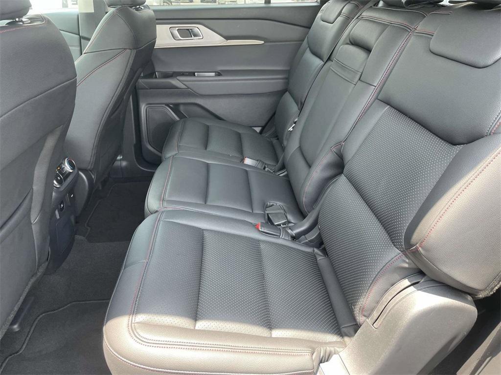 new 2025 Ford Explorer car, priced at $36,174