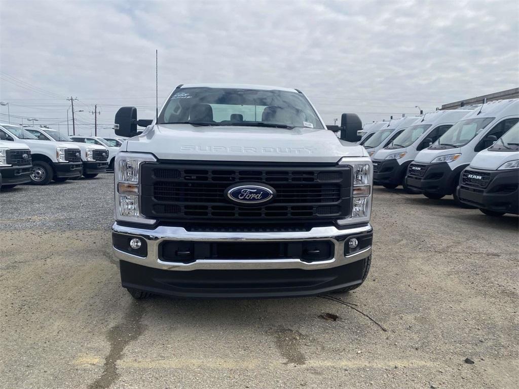 new 2024 Ford F-250 car, priced at $39,995