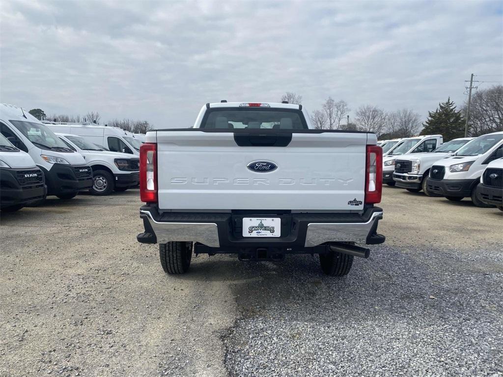 new 2024 Ford F-250 car, priced at $39,995