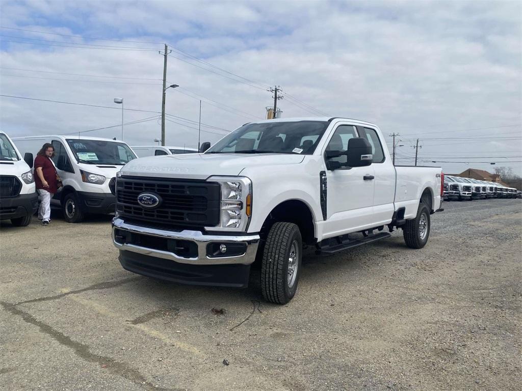 new 2024 Ford F-250 car, priced at $39,995