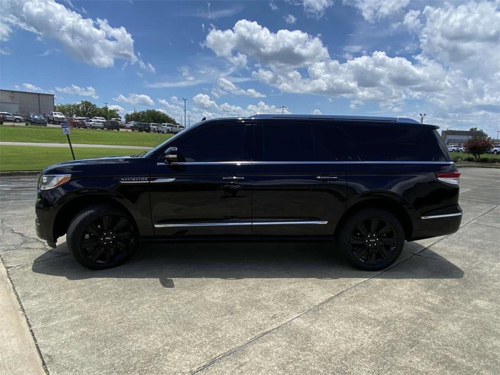 used 2024 Lincoln Navigator L car, priced at $82,995